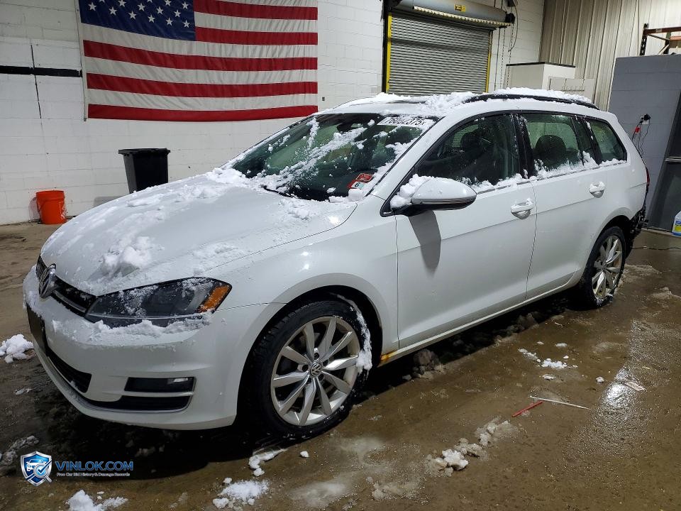 2016 VOLKSWAGEN GOLF SPORTWAGEN S – Lot 76002375 auction photo
