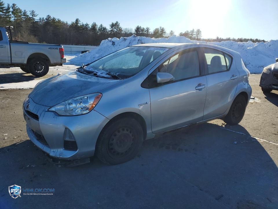 2014 TOYOTA PRIUS C – Lot 76067005 auction photo