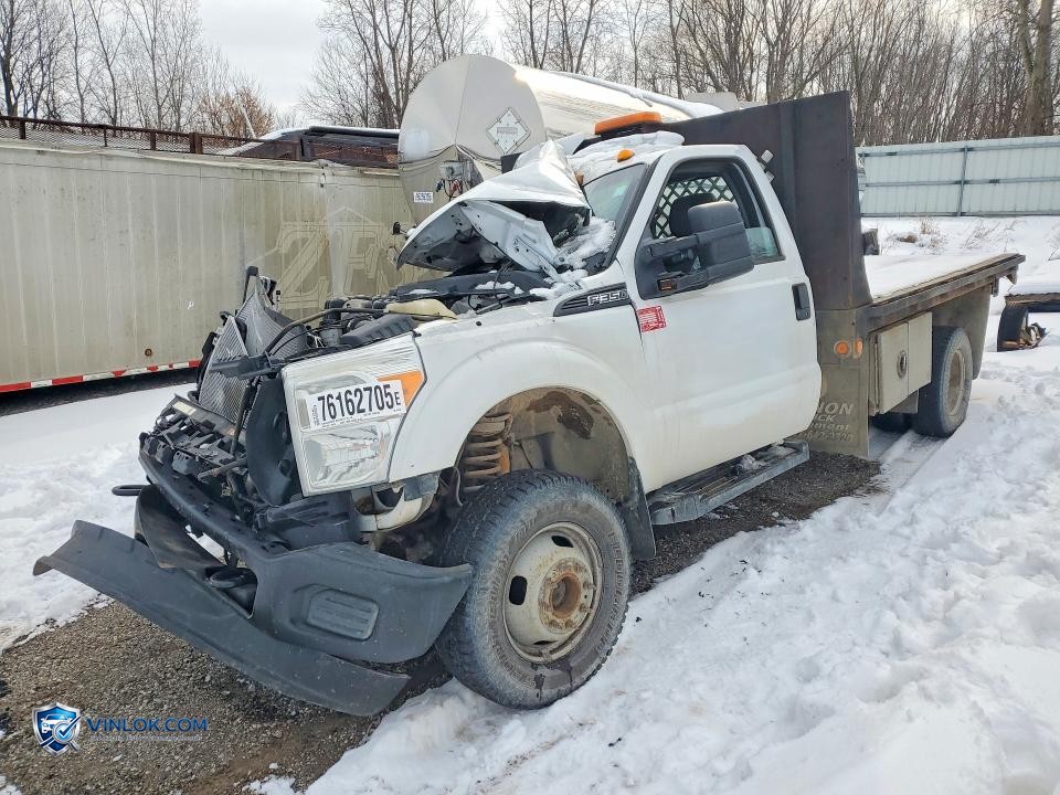 2016 FORD F350 SUPER DUTY FLATBED TRUCK – Lot 76162705 auction photo