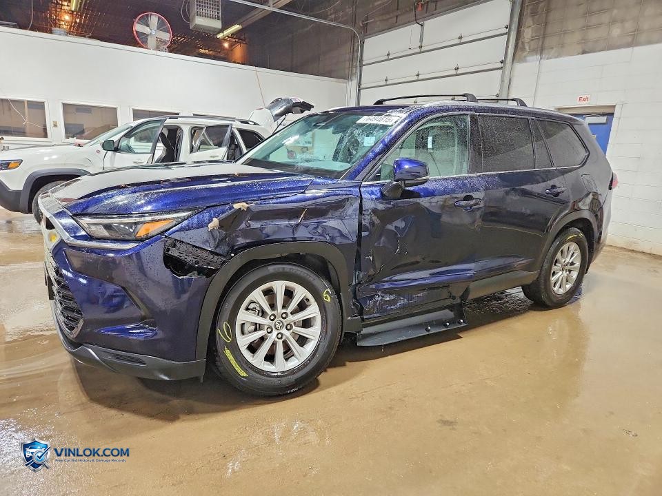 2024 TOYOTA GRAND HIGHLANDER XLE – Lot 76494615 auction photo