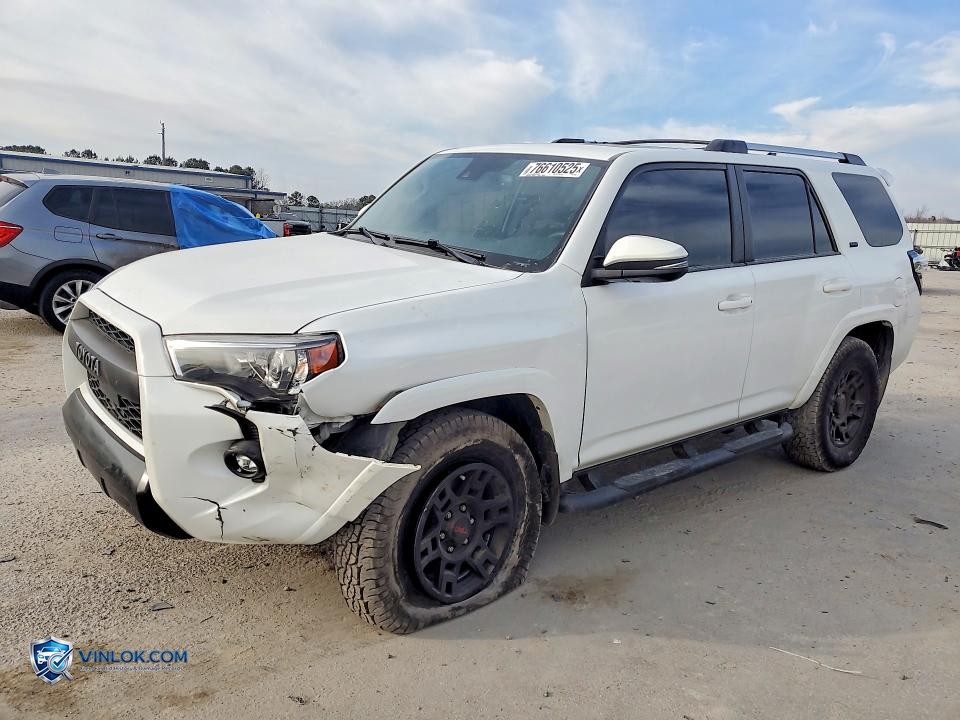 2022 TOYOTA 4RUNNER SR5 PREMIUM – Lot 76610525 auction photo
