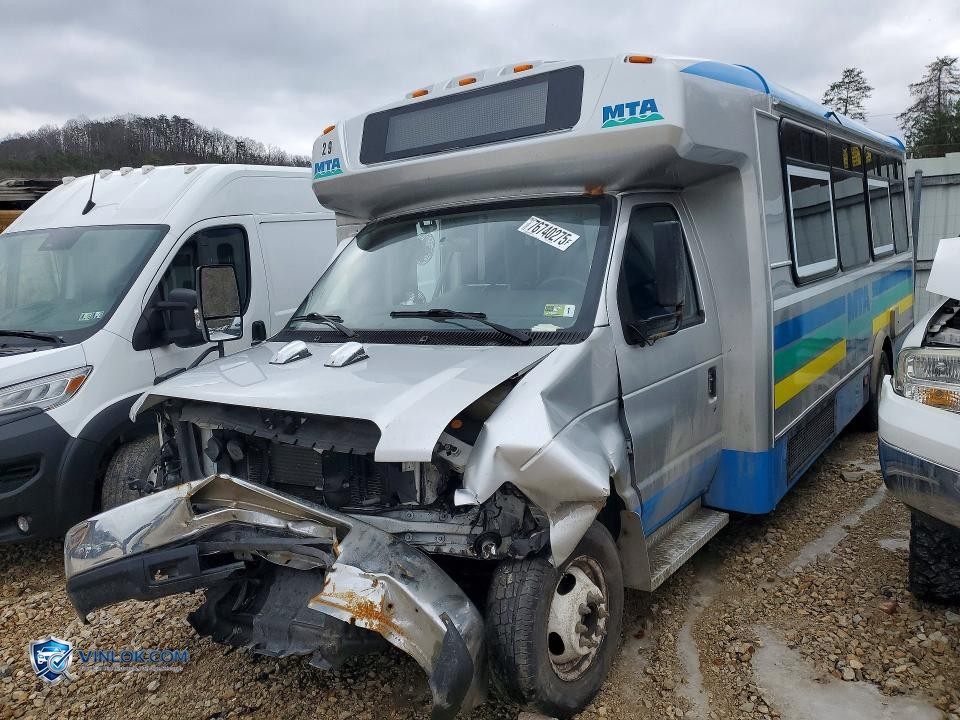 2019 FORD ECONOLINE E450 SUPER – Lot 76740275 auction photo