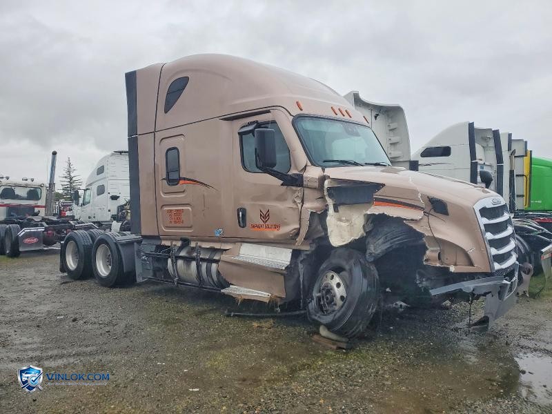 2022 FREIGHTLINER CASCADIA 126 SEMI TRUCK – Lot 76908385 auction photo