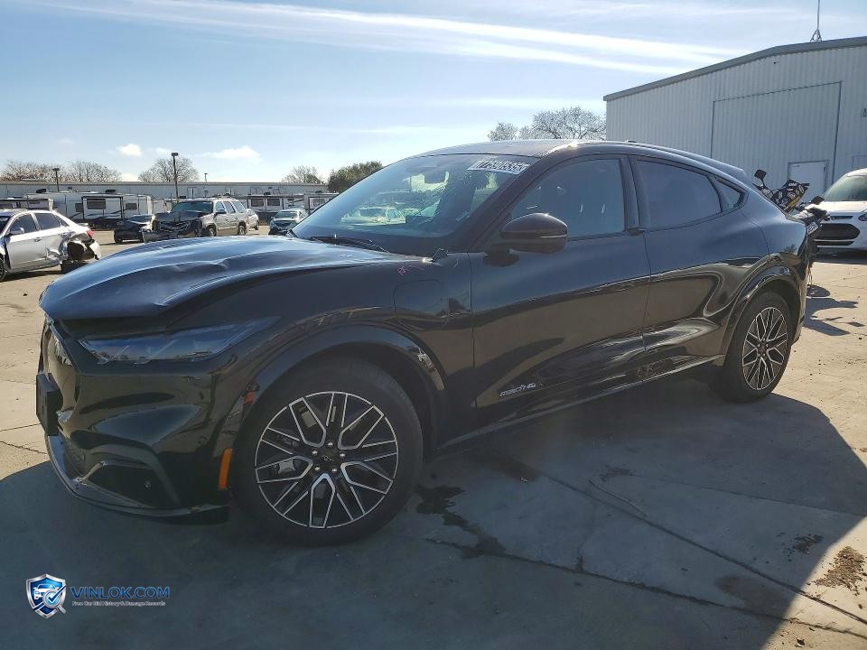 2024 FORD MUSTANG MACH-E PREMIUM – Lot 77590535 auction photo
