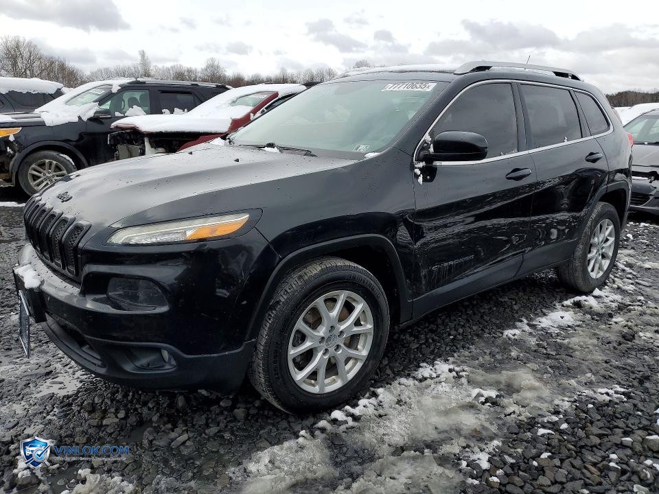2015 JEEP CHEROKEE LATITUDE – Lot 77710635 auction photo