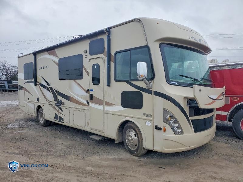 2017 FORD F53 RV – Lot 77847975 auction photo