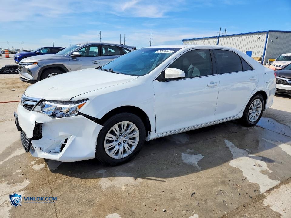 2013 TOYOTA CAMRY HYBRID LE – Lot 77954625 auction photo