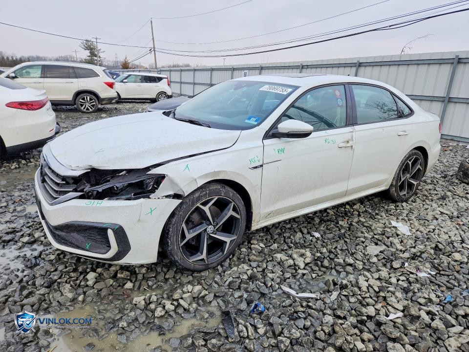 2020 VOLKSWAGEN PASSAT R-LINE – Lot 78069755 auction photo
