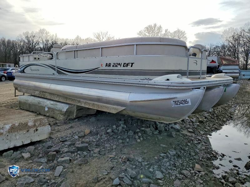 2007 BENNINGTON MARINE BOAT - PONTOON BOAT – Lot 78254295 auction photo