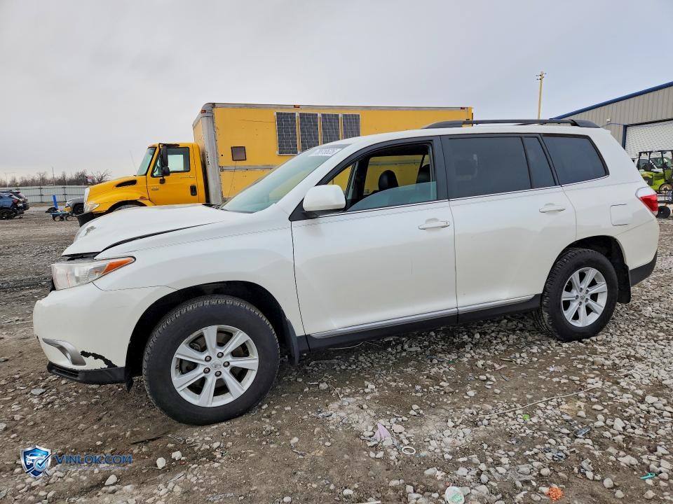 2013 TOYOTA HIGHLANDER BASE – Lot 78618625 auction photo