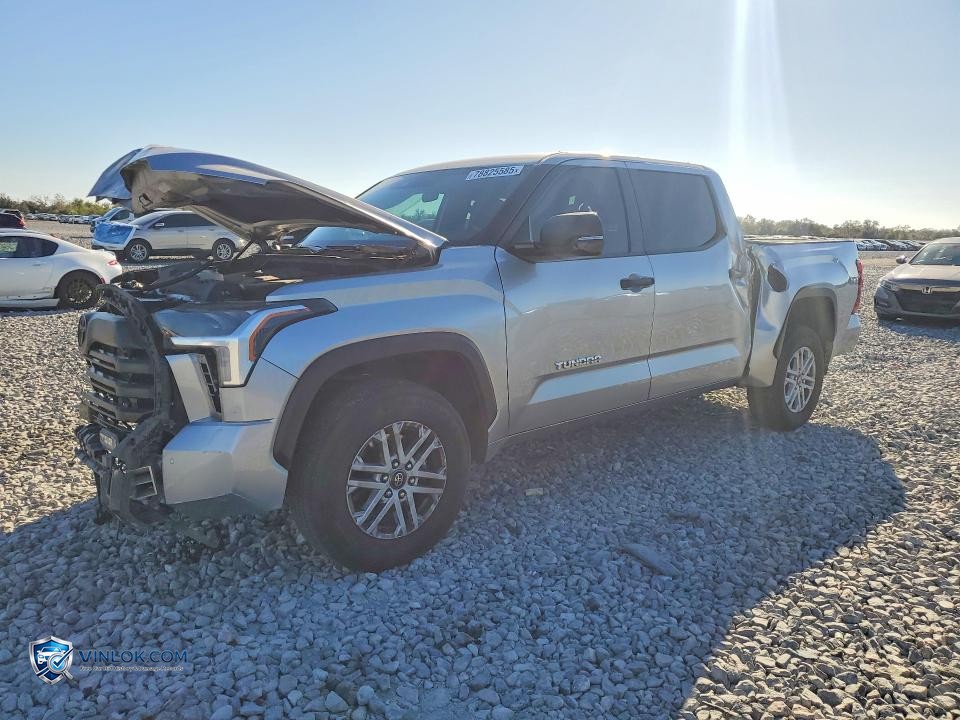 2025 TOYOTA TUNDRA SR5 – Lot 78825585 auction photo