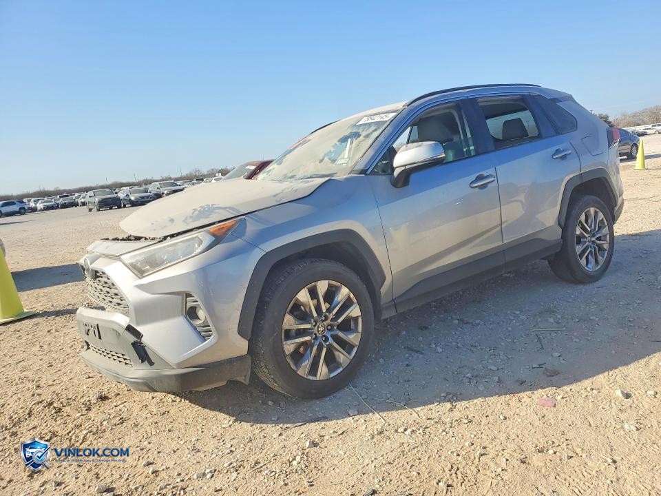 2020 TOYOTA RAV4 XLE PREMIUM – Lot 78842145 auction photo