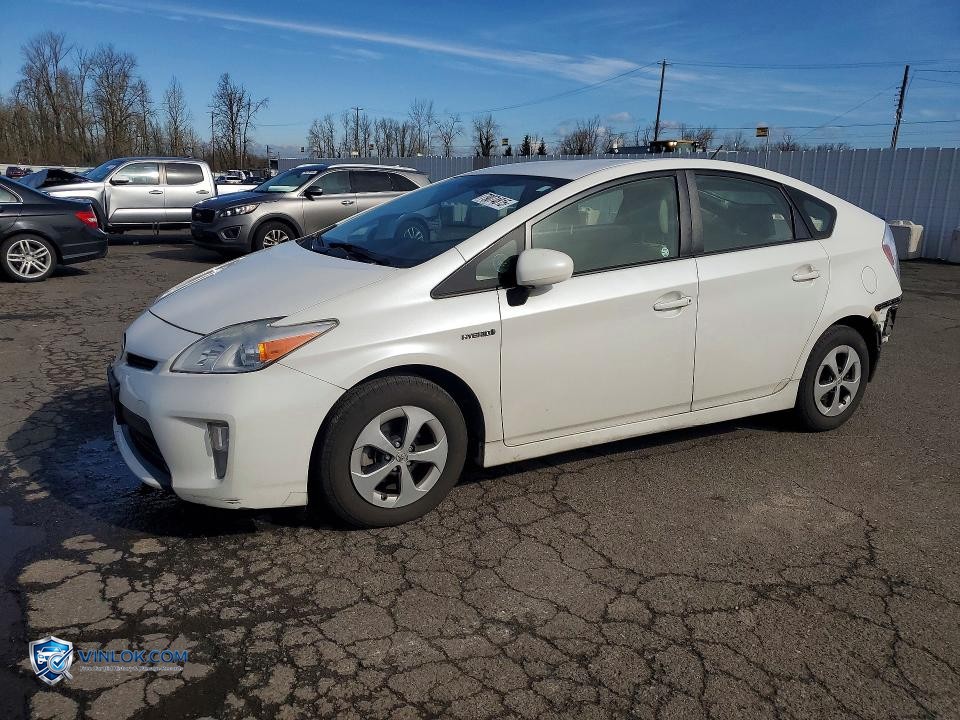 2013 TOYOTA PRIUS BASE – Lot 79074815 auction photo