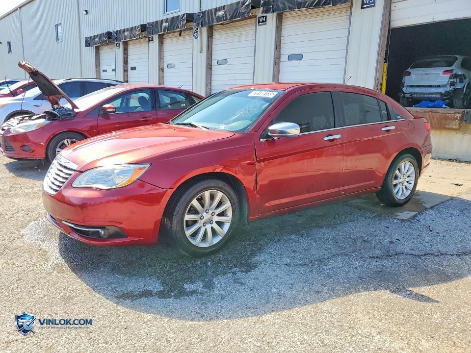 2013 CHRYSLER 200 LIMITED – Lot 79109135 auction photo