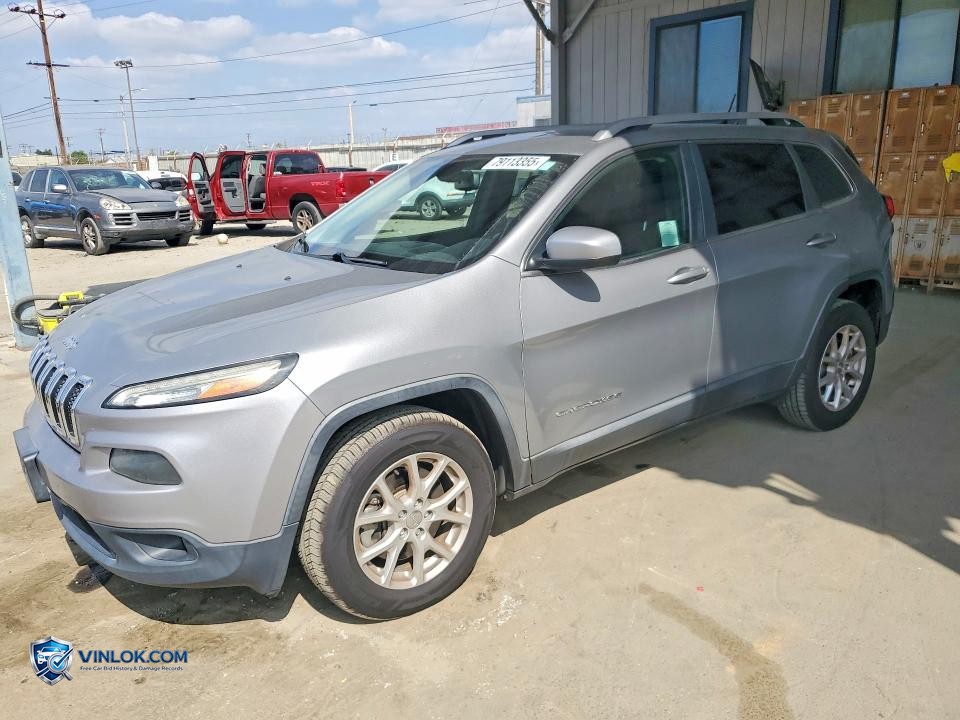 2015 JEEP CHEROKEE LATITUDE – Lot 79113355 auction photo