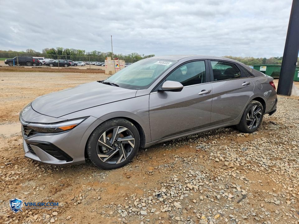2024 HYUNDAI ELANTRA SEL – Lot 79405335 auction photo
