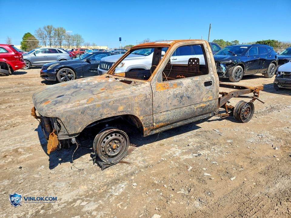 1994 TOYOTA PICKUP BASE – Lot 79557595 auction photo