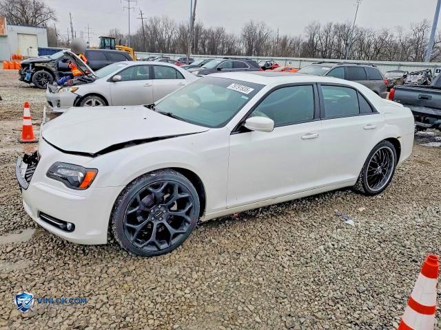 2014 CHRYSLER 300 S – Lot 79791935 auction photo