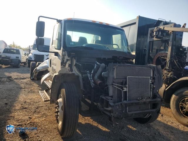 2019 INTERNATIONAL 4300 TRUCK CAB AND CHASSIS – Lot 82007835 auction photo
