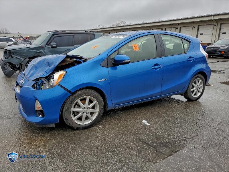 2013 TOYOTA PRIUS C – Lot 93756135 auction photo