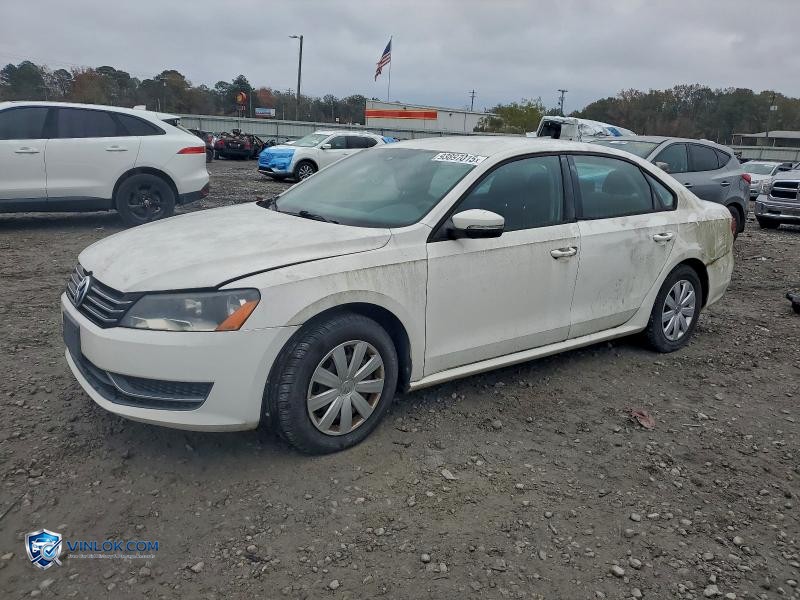2013 VOLKSWAGEN PASSAT S – Lot 93897015 auction photo