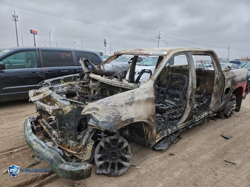 2025 CHEVROLET SILVERADO K1500 LT – Lot 96556565 auction photo