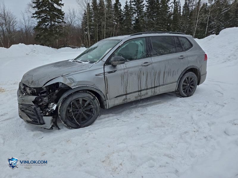 2023 VOLKSWAGEN TIGUAN SE R-LINE BLACK – Lot 96831715 auction photo