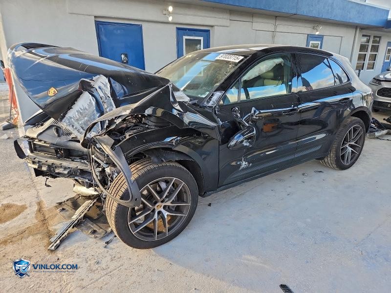 2025 PORSCHE MACAN BASE – Lot 97033715 auction photo