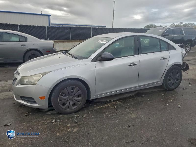 2013 CHEVROLET CRUZE – Lot 97720075 auction photo