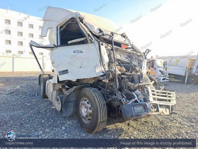 2000 VOLVO TRUCK – Lot 54736766 auction photo