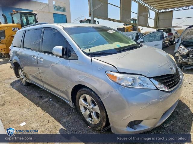 2011 TOYOTA SIENNA – Lot 56005146 auction photo