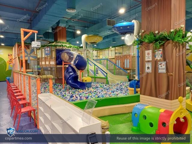  PLAY EQUIPMENT – Lot 57448076 auction photo
