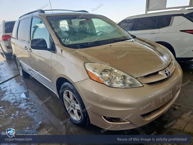 2004 TOYOTA SIENNA – Lot 57974676 auction photo