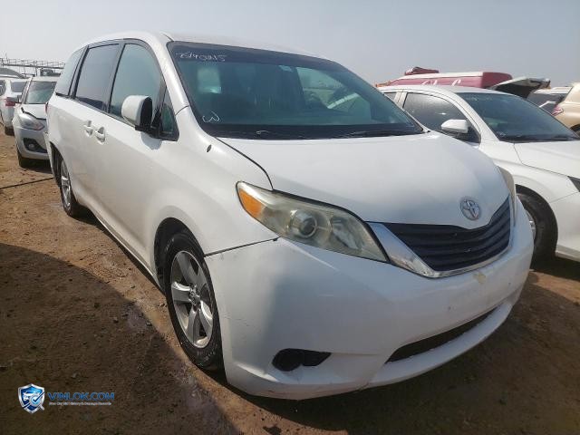 2015 TOYOTA SIENNA – Lot 75140215 auction photo