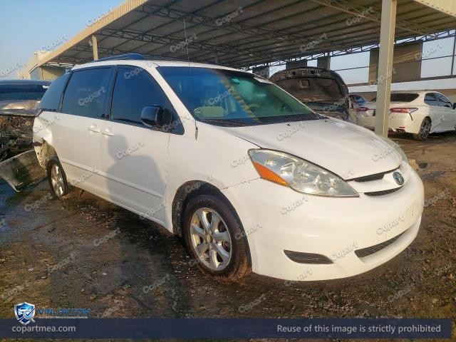 2010 TOYOTA SIENNA – Lot 77259895 auction photo