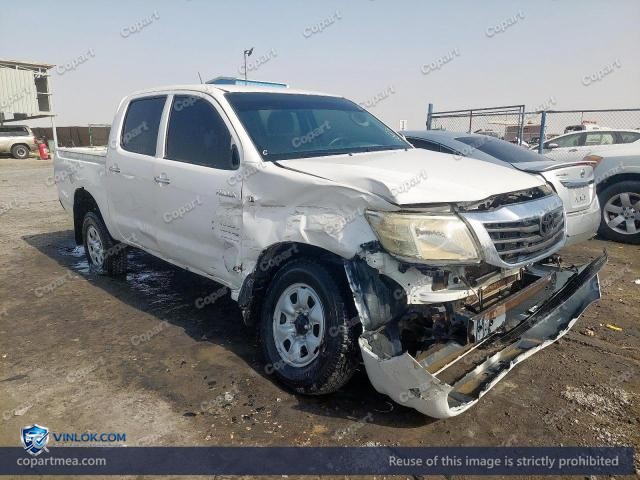 2014 TOYOTA HILUX – Lot 77633235 auction photo