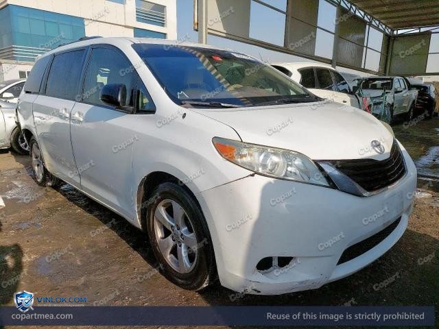 2014 TOYOTA SIENNA – Lot 78021605 auction photo