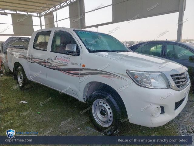 2015 TOYOTA HILUX – Lot 79132915 auction photo