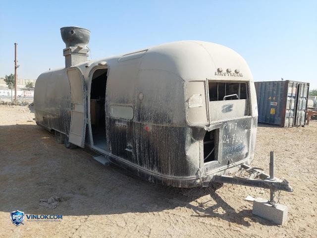 2000 CARAVAN AIRSTREAM – Lot 95814585 auction photo