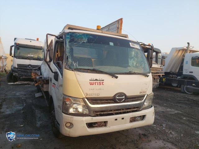 2015 HINO 300 – Lot 96861175 auction photo