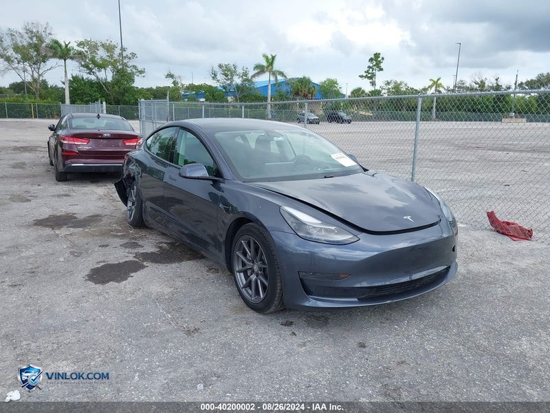 2021 TESLA MODEL 3 STANDARD RANGE PLUS REAR-WHEEL DRIVE – Lot 40200002 auction photo
