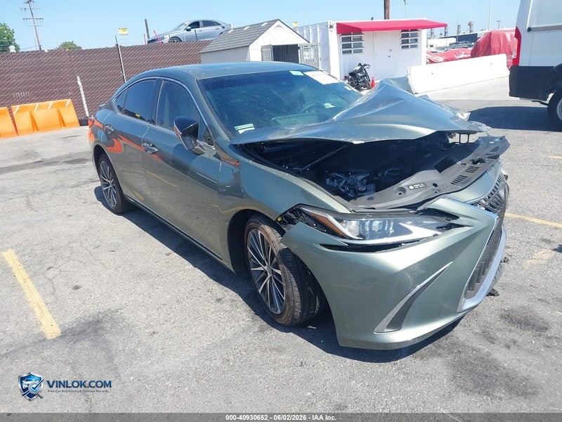 2025 LEXUS ES 300H – Lot 40930652 auction photo