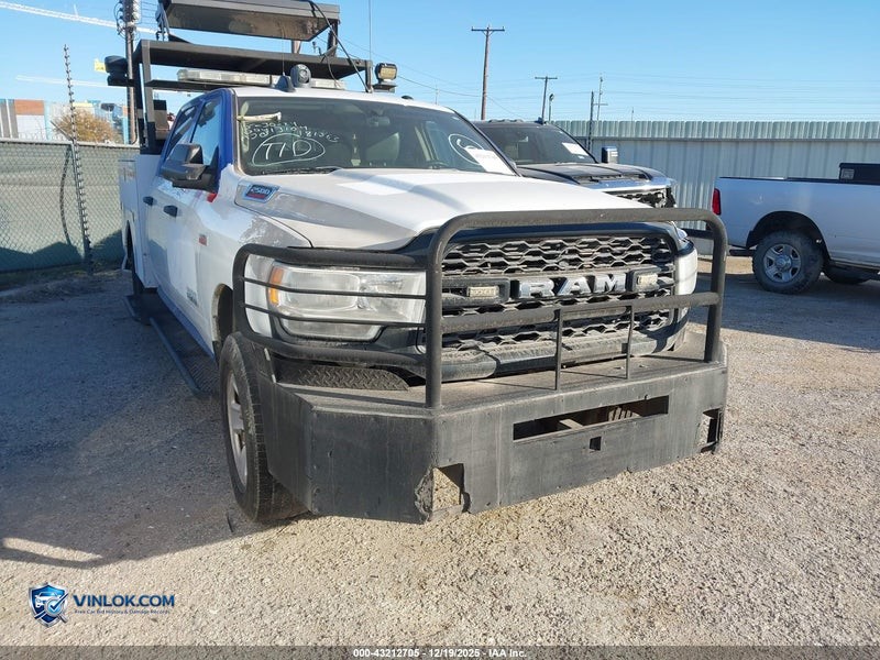 2020 RAM 2500 TRADESMAN  4X4 8' BOX – Lot 43212705 auction photo