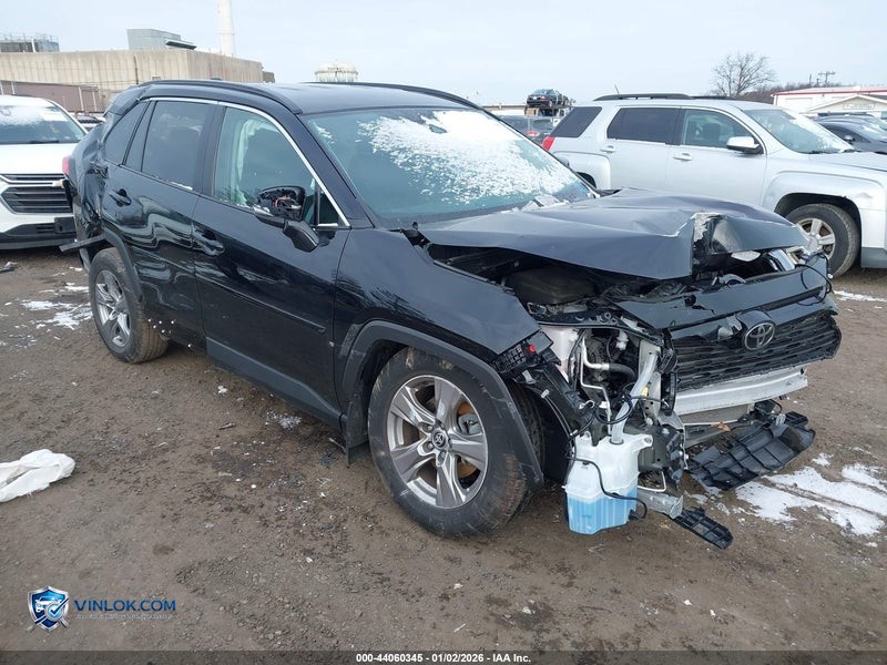 2024 TOYOTA RAV4 XLE – Lot 44060345 auction photo