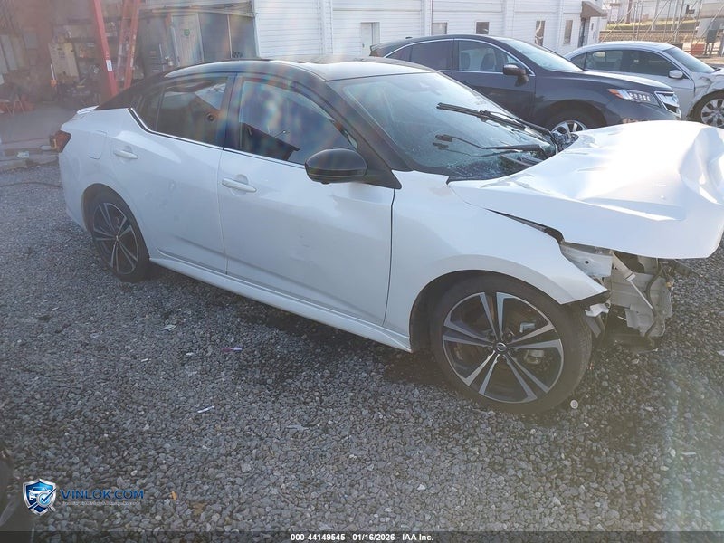 2023 NISSAN SENTRA SR XTRONIC CVT – Lot 44149545 auction photo