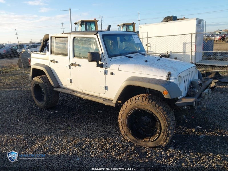 2014 JEEP WRANGLER UNLIMITED SPORT – Lot 44224108 auction photo