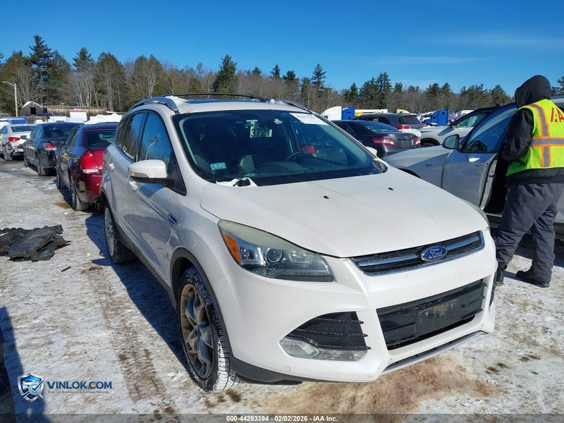2013 FORD ESCAPE TITANIUM – Lot 44253394 auction photo
