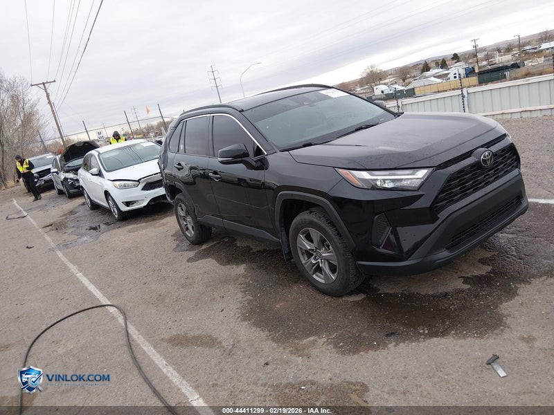 2024 TOYOTA RAV4 XLE – Lot 44411299 auction photo