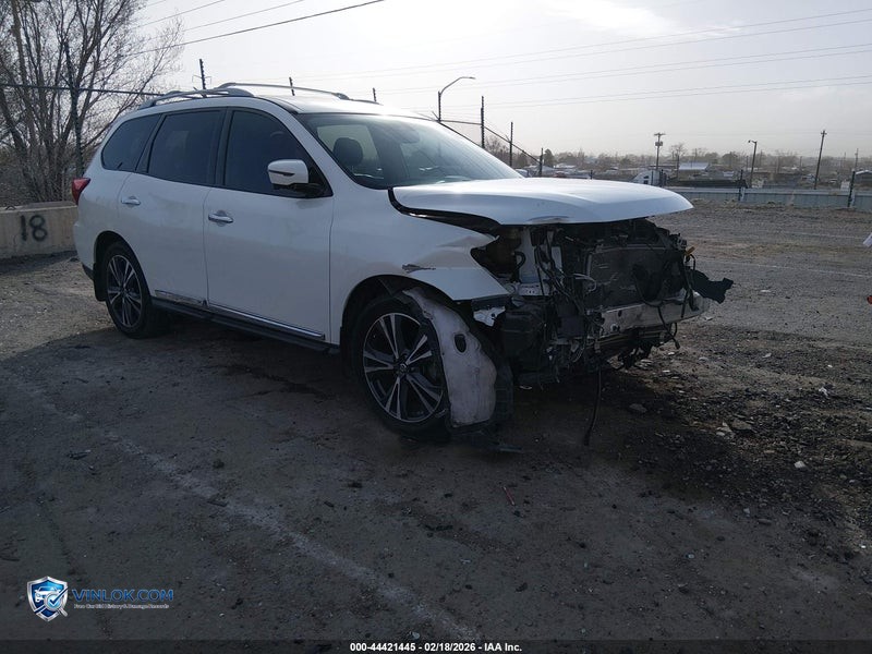 2019 NISSAN PATHFINDER PLATINUM – Lot 44421445 auction photo