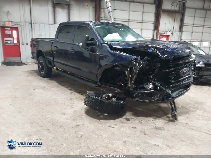 2025 FORD F-350 XLT – Lot 44424753 auction photo